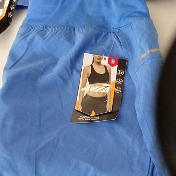 Avia shorts and avia sports bra - Picture 2 of 5